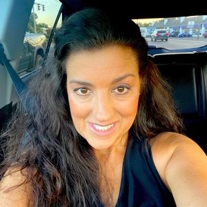 Meet your Posher, Genelle